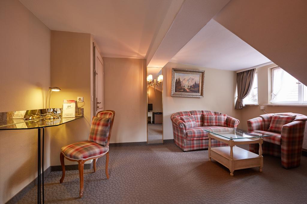 Hotel Edelweiss Garni Гармиш-Партенкирхен Экстерьер фото