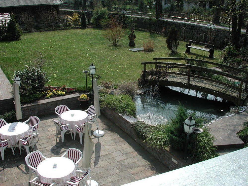 Hotel Edelweiss Garni Гармиш-Партенкирхен Экстерьер фото