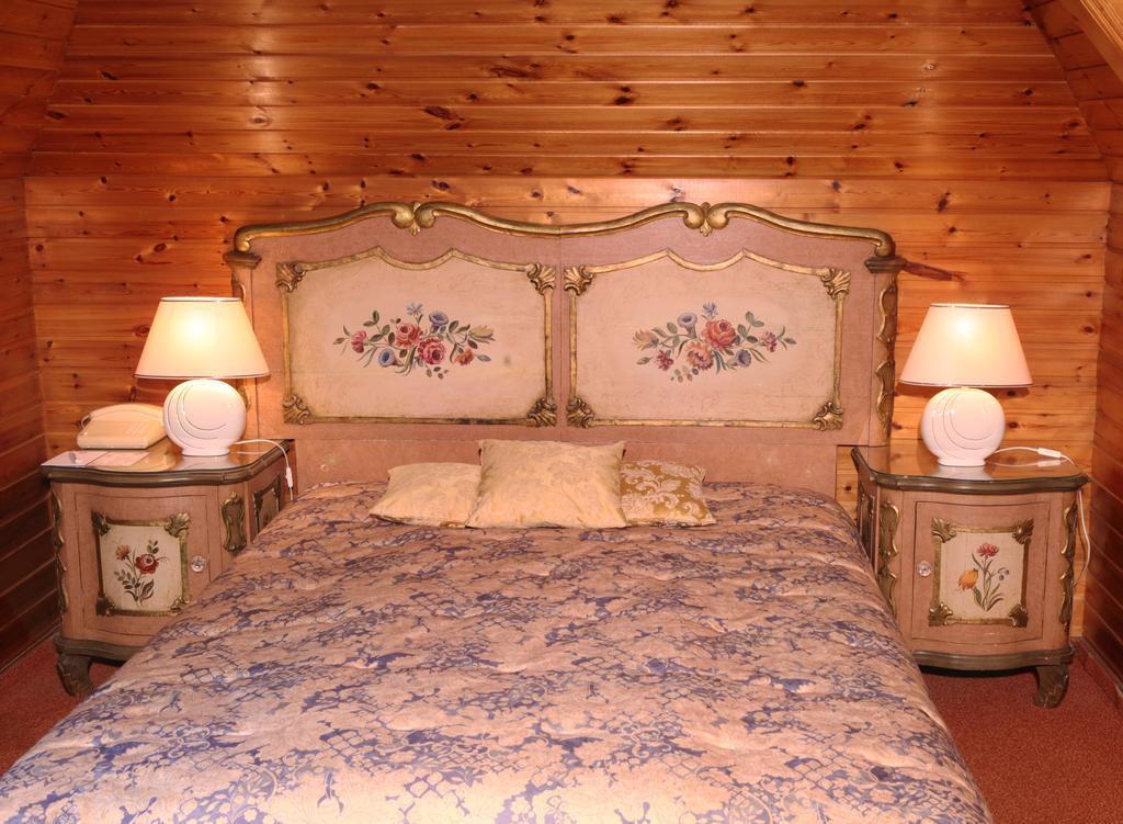 Hotel Edelweiss Garni Гармиш-Партенкирхен Номер фото